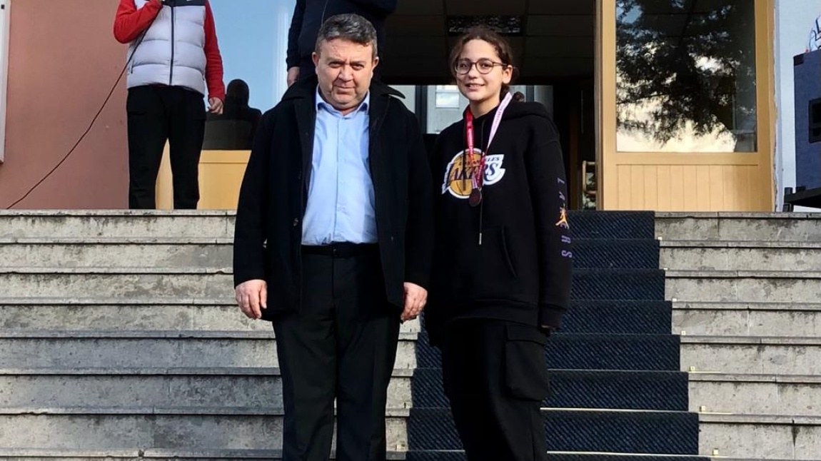 Okulumuz Öğrencisi Karate +66 Kumite Dalında Ankara Üçüncüsü Olmuştur...